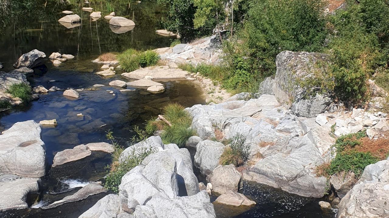 Hôtel rural de 9 chambres avec possibilité d'agrandissement.