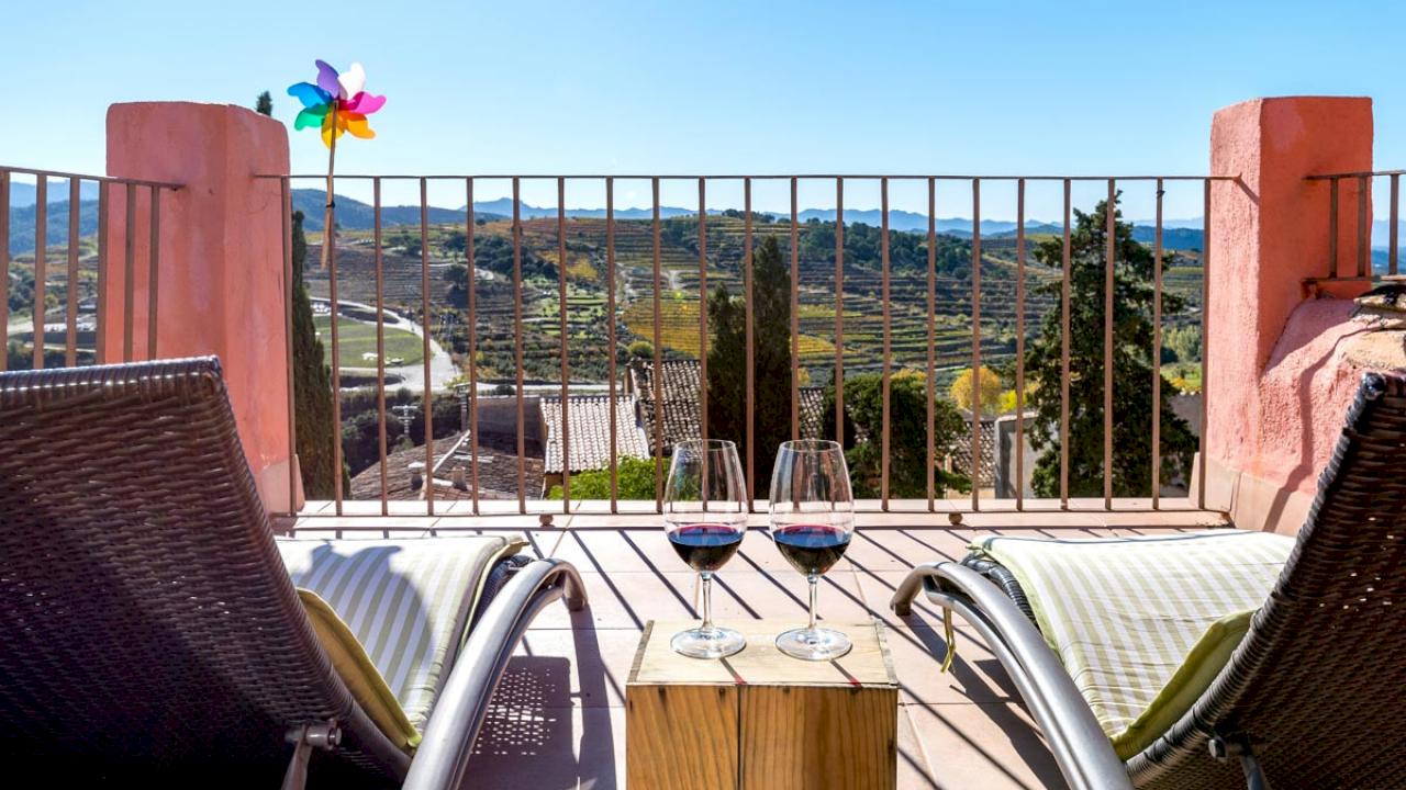 Fantastic recently renovated rural hotel in the heart of Priorat.
