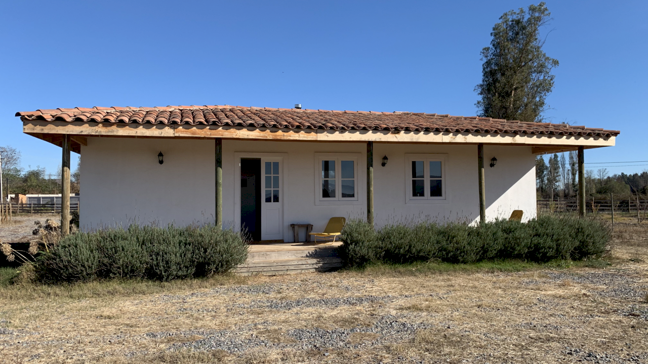 AFFASCINANTE COTTAGE IN STILE COLONIALE CON VIGNETO BOUTIQUE